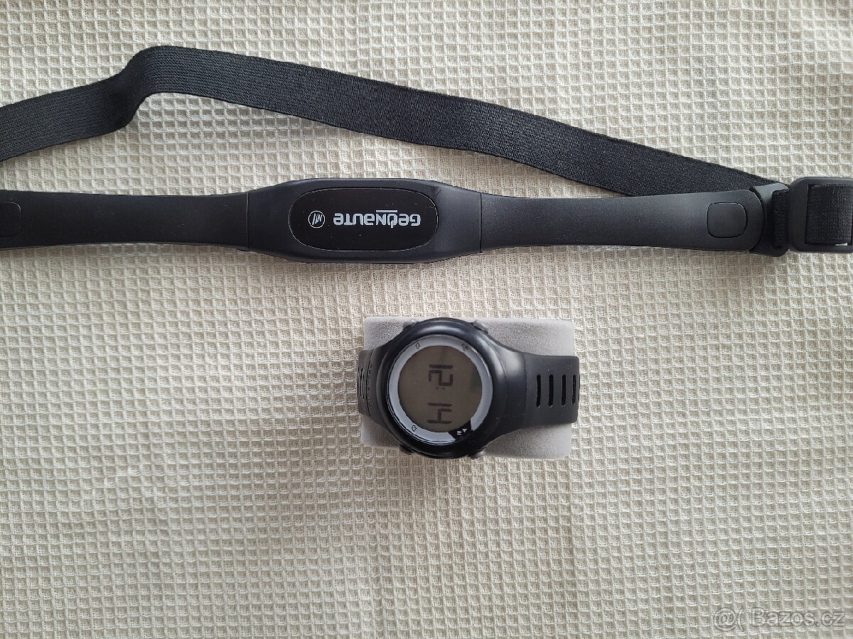 Běžecké hodinky decathlon - 2