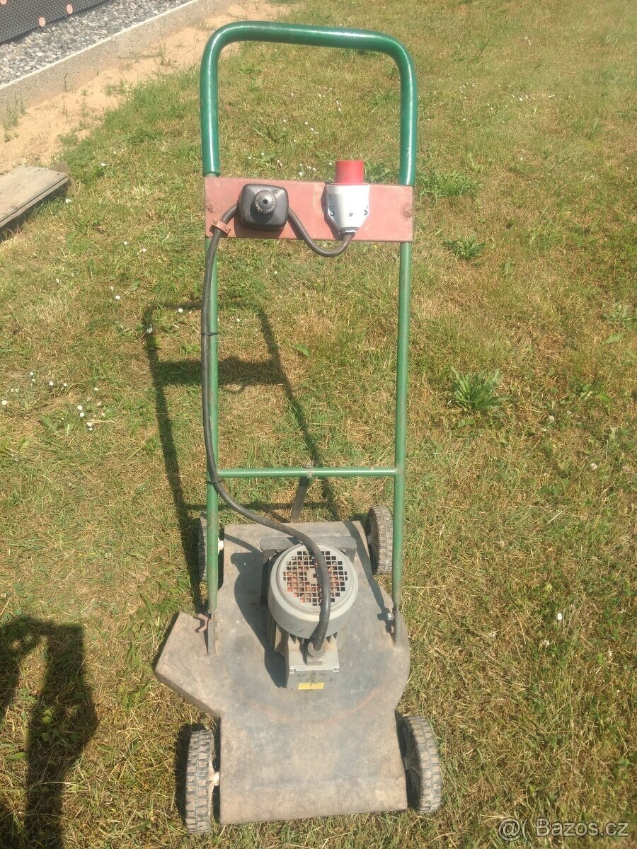 DOMÁCÍ SEKAČKA - MOTOR 1,1kW 380/220V - 2