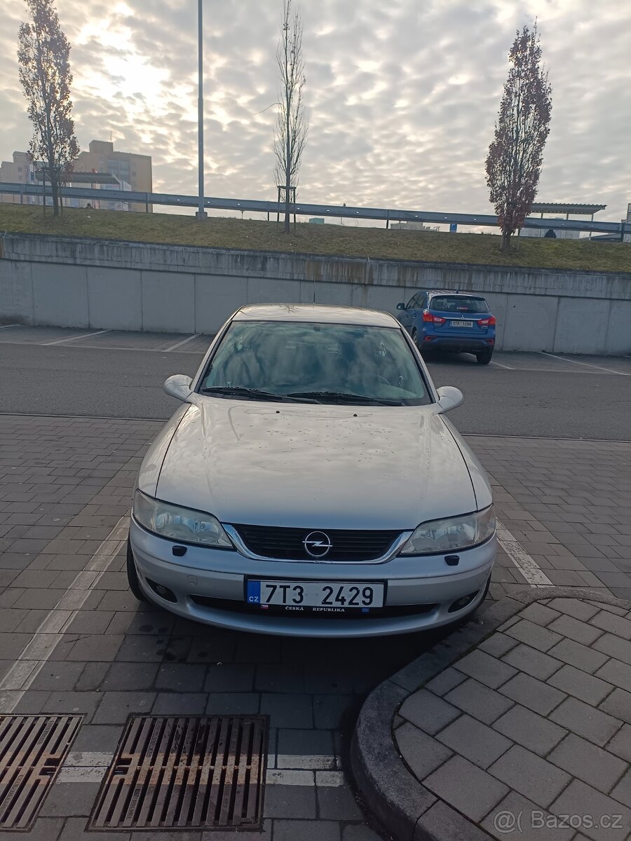 Opel Vectra B - 2