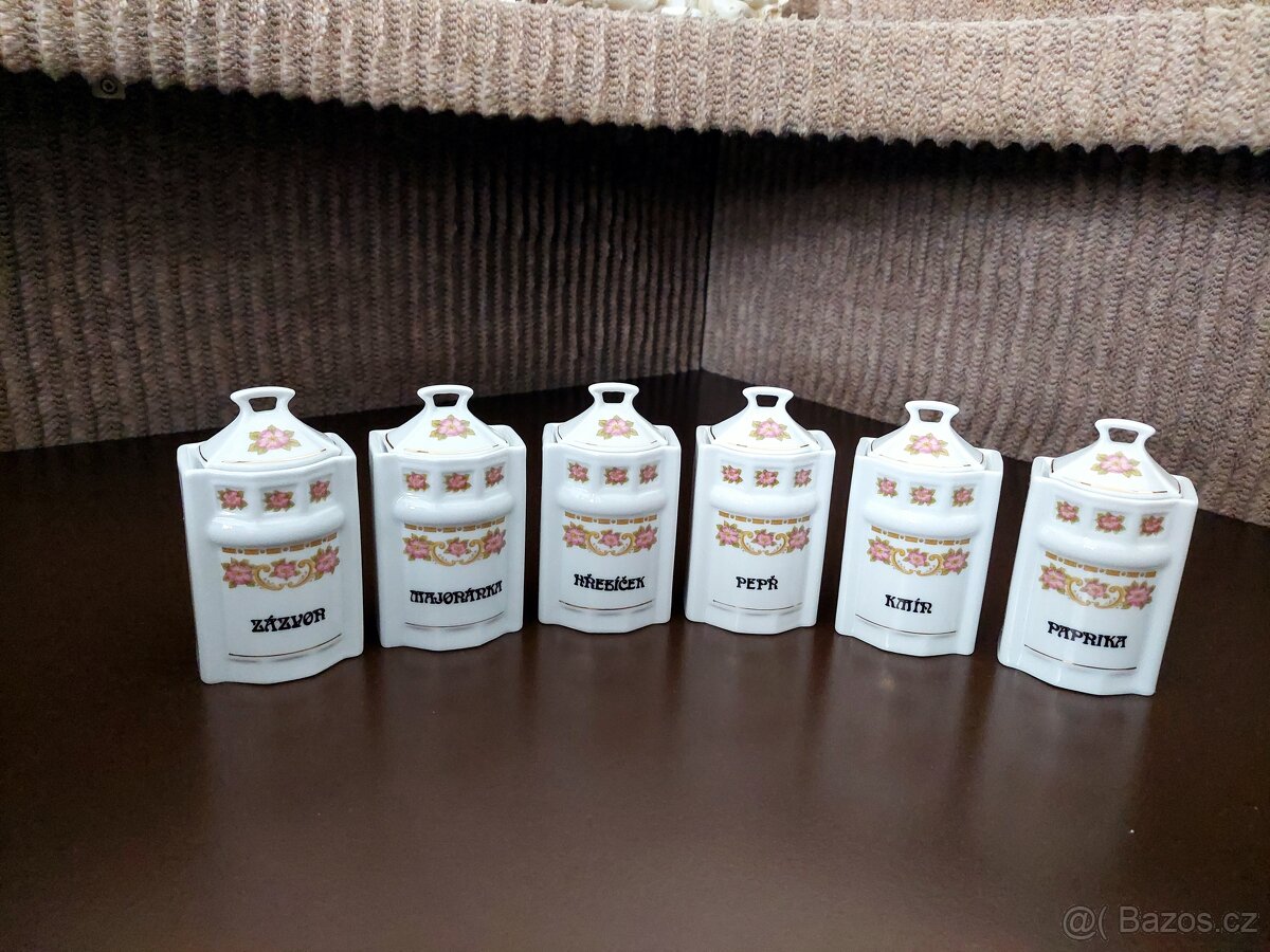 Porcelánové nové kořenky - 2