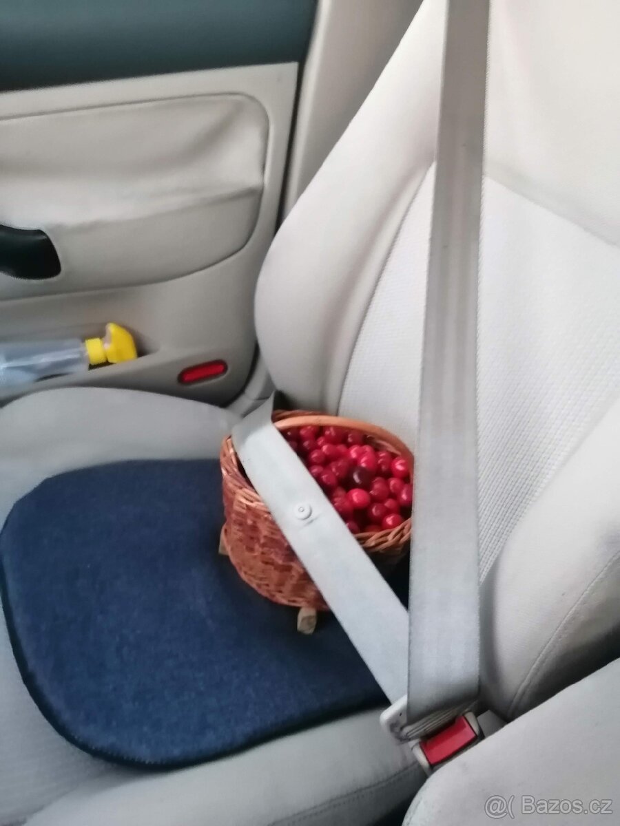 VW Golf 4 - Sada sedadel - 2