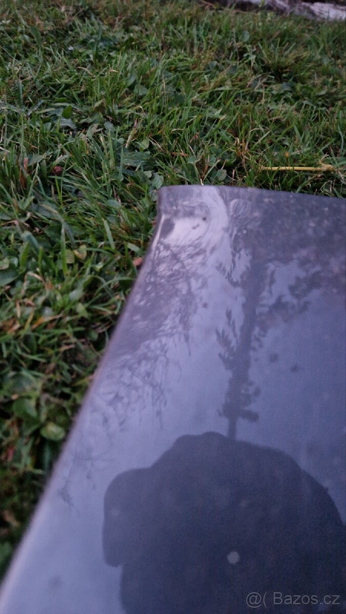 Pravý přední blatník T6 - 2