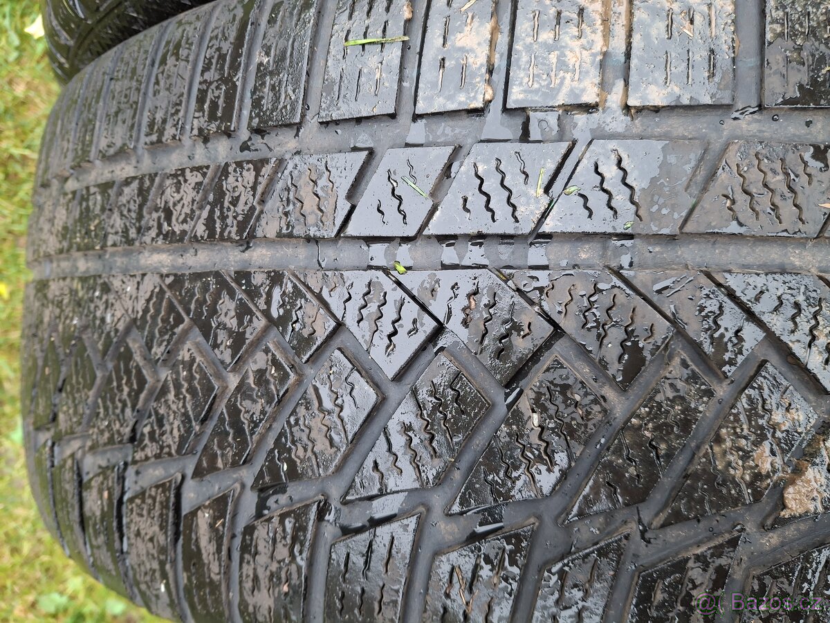 Zimní pneumatiky CONTINENTAL 235/45 R18 - 2