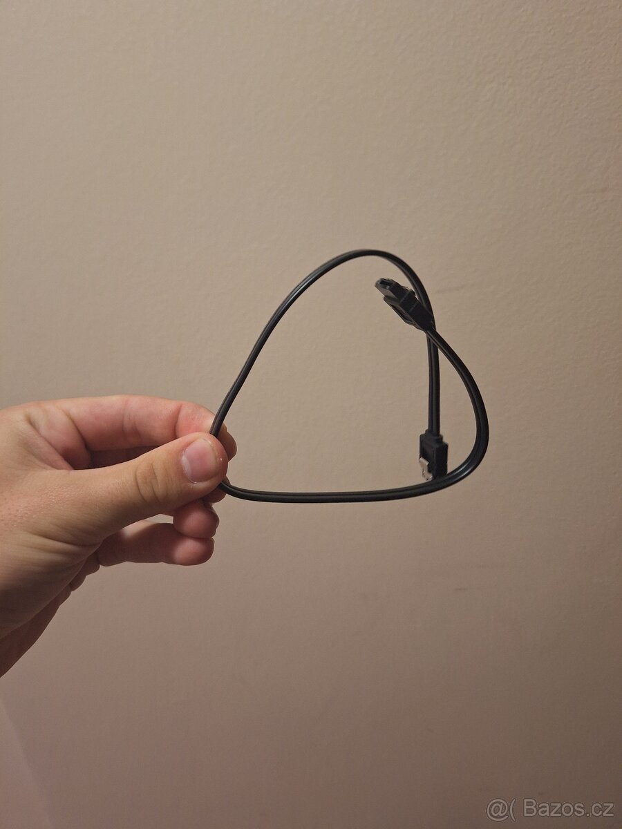 Prodám datový kabel sata - 2