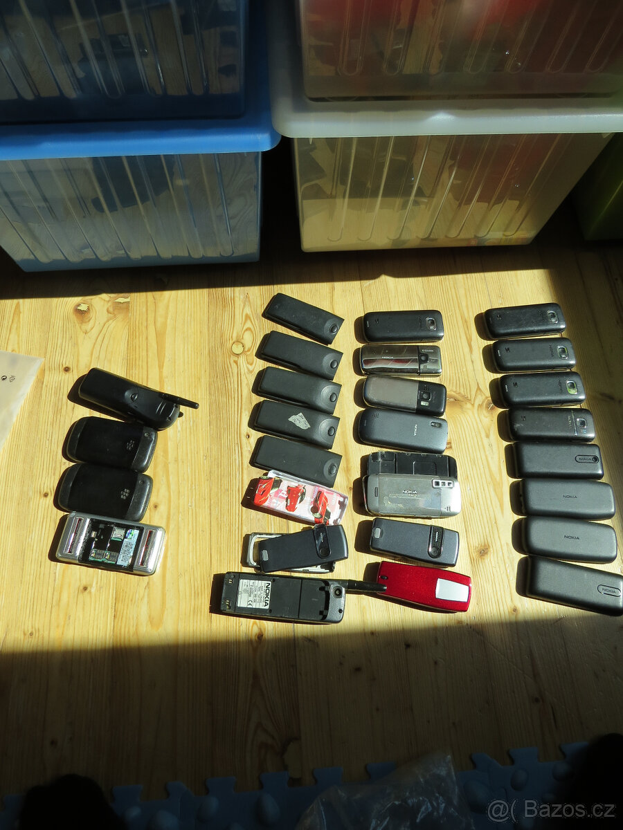 Telefony Nokia a další - 2