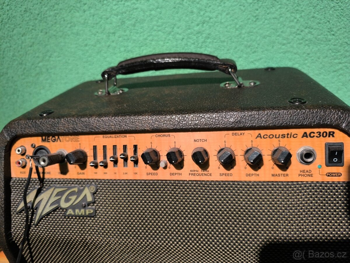 Prodám akustické kombo Mega AMP AC 30 R - 2