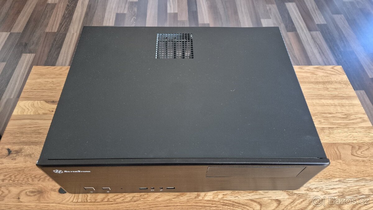 PC elegantní skříň Silverstone SST-GD05B Grandia - 2