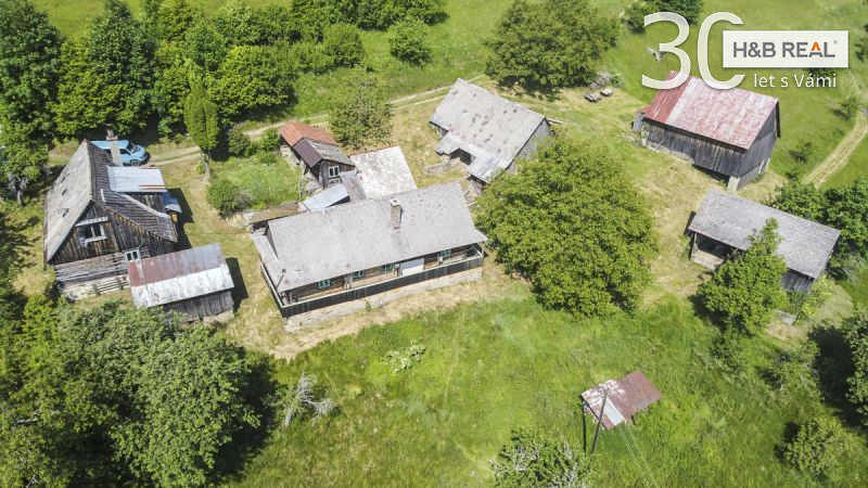 Prodej 2 valašských chalup Huslenky - 2