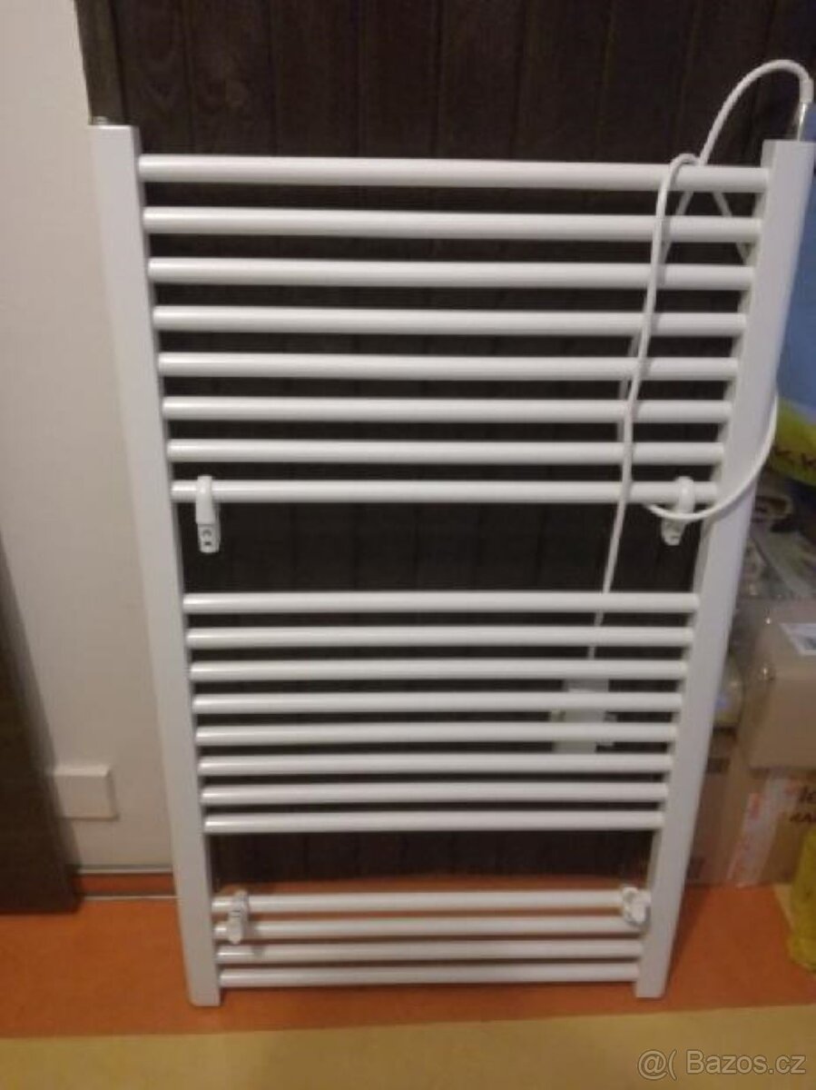 CONCEPT koupelnový radiátor 98x60 - 2