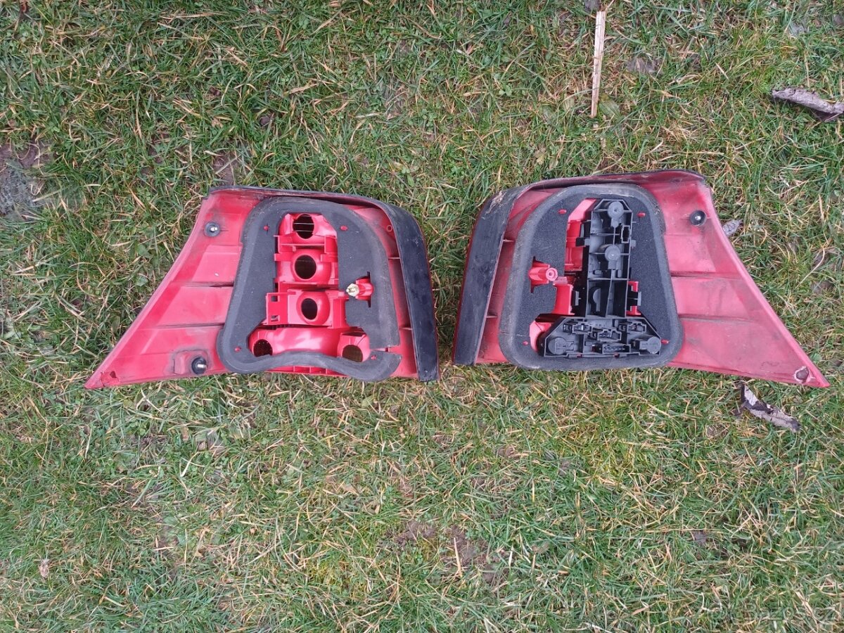 Zadní světla VW Golf 4 - 2