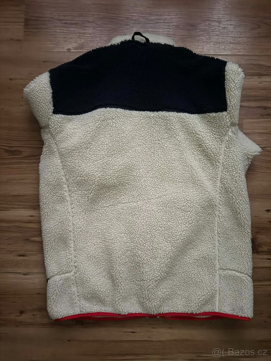 Hezká mikina Napapijri xl - 2