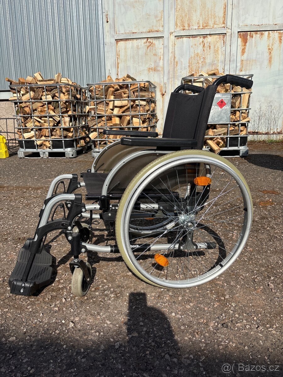 Invalidní vozík - 2