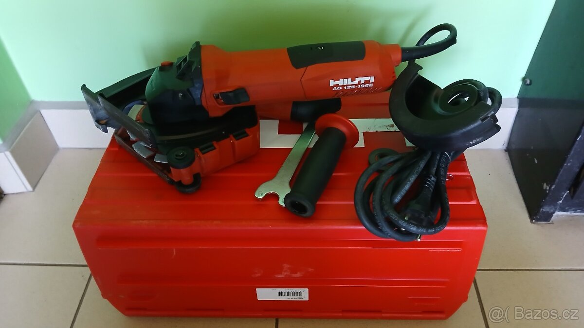 Úhlová bruska Hilti - 2