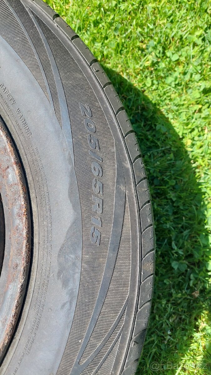 Letní pneu 205/65/15 - 2