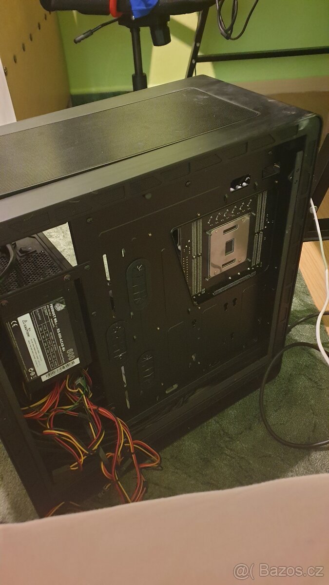Server/Gaming PC na díly ( nefunkční deska,pin) - 2