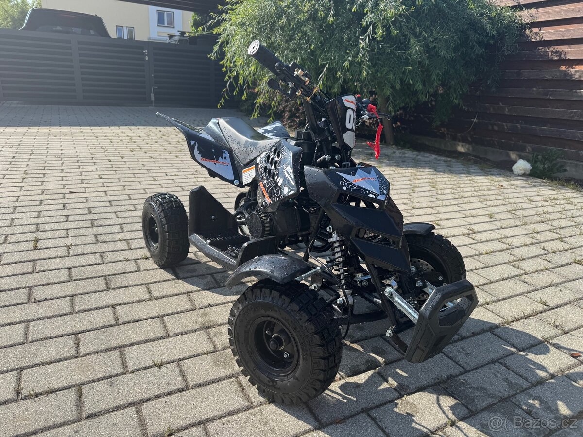 Dětská čtyřkolka 50 ccm
