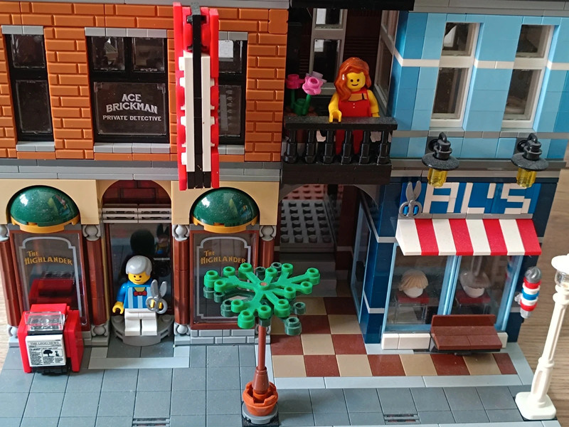 LEGO Exclusive 10246 Detektivní kancelář - 2