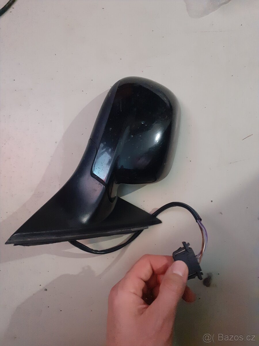 Zpětné zrcátko pravé VW Passat B5,5, B5, Škoda Superb 1 - 2