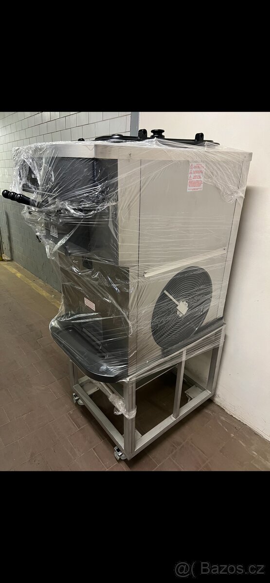 Zmrzlinový stroj – Taylor C722 - 2