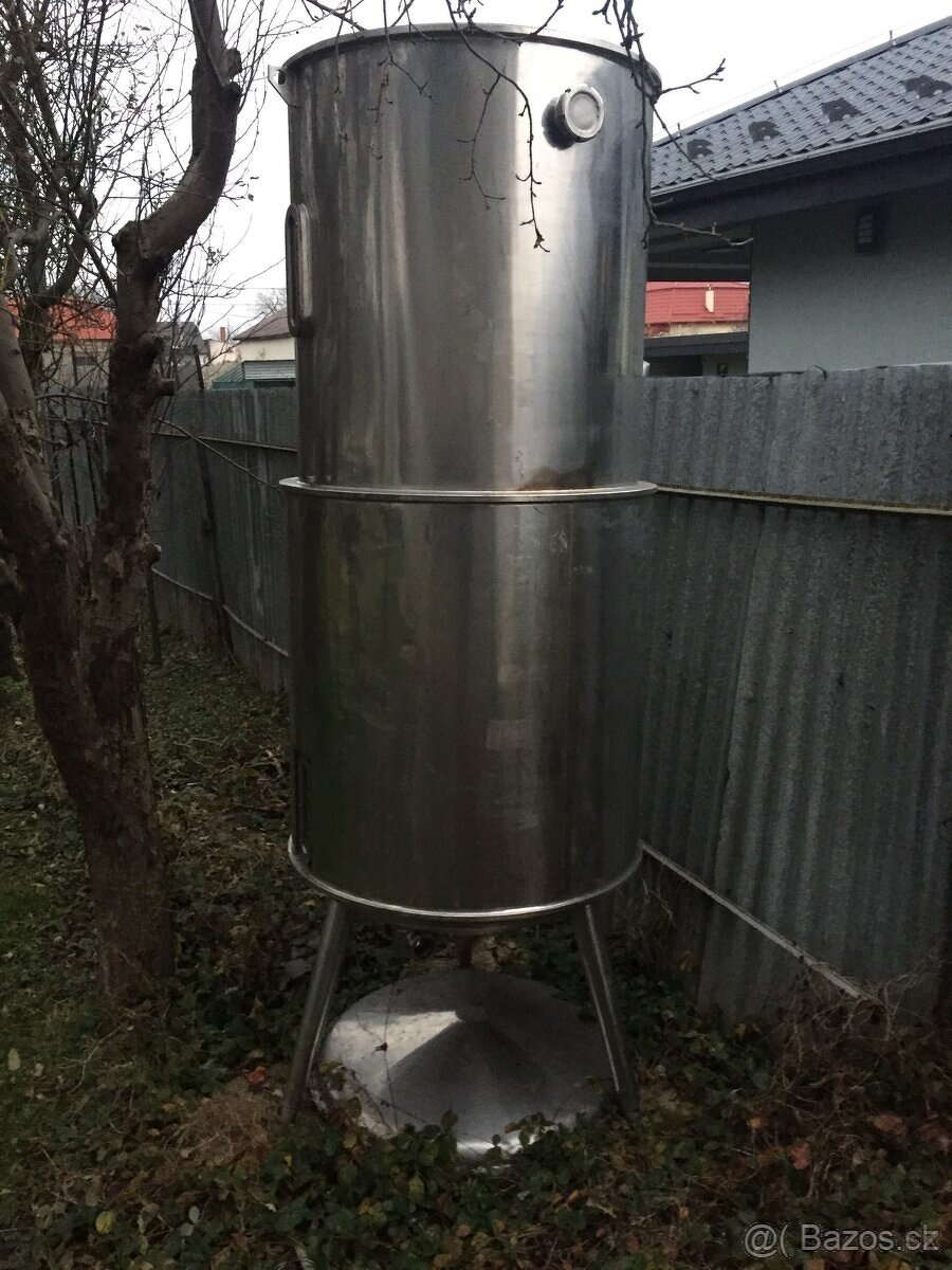 Predám nerezovú nádrž 1500l - 2