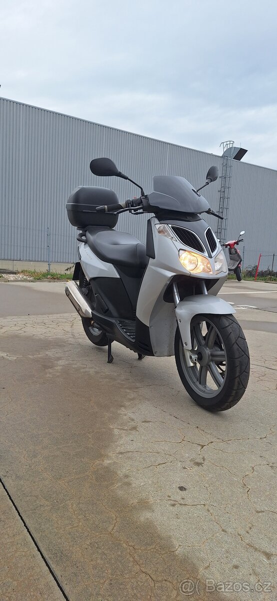 Aprilia Sportcity 200 - 2