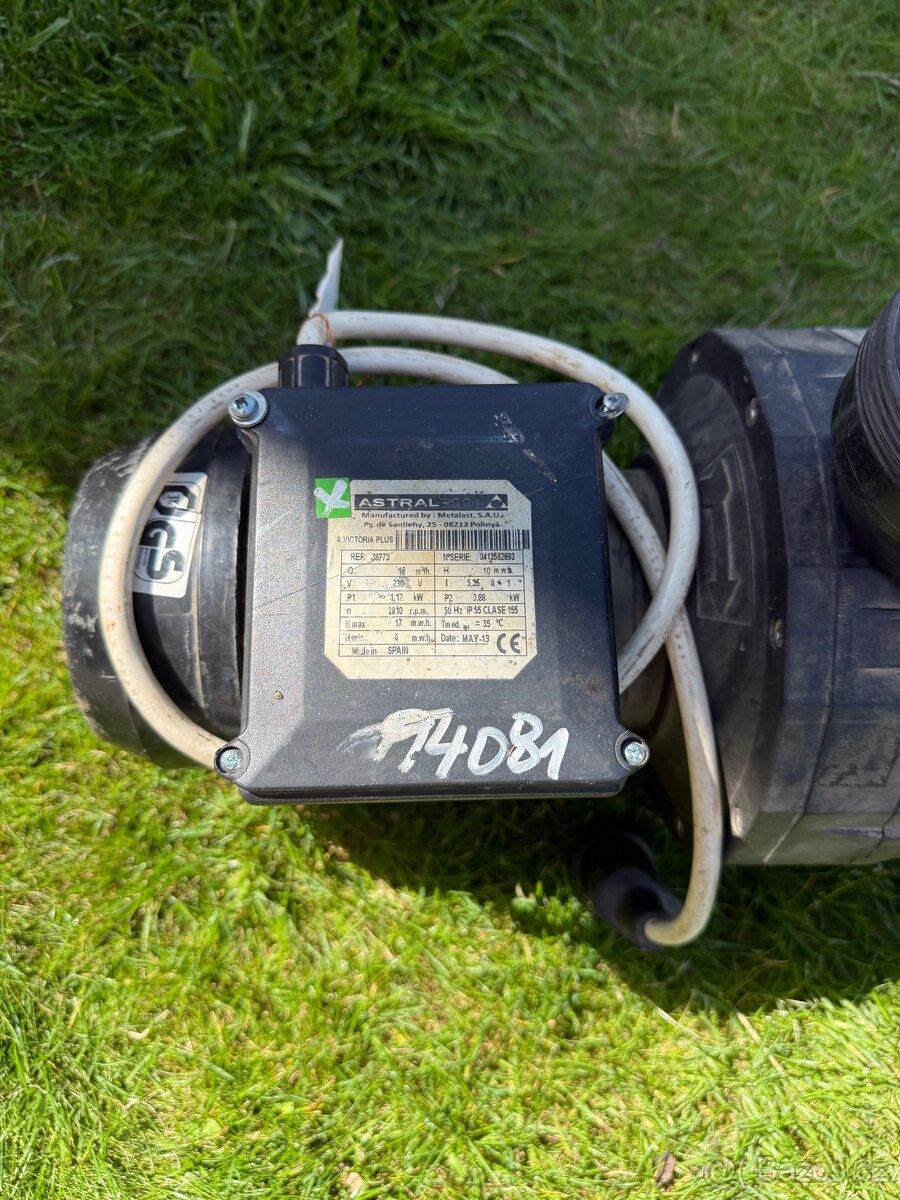 Čerpadlo k bazénu Astralpool Victoria plus - 2