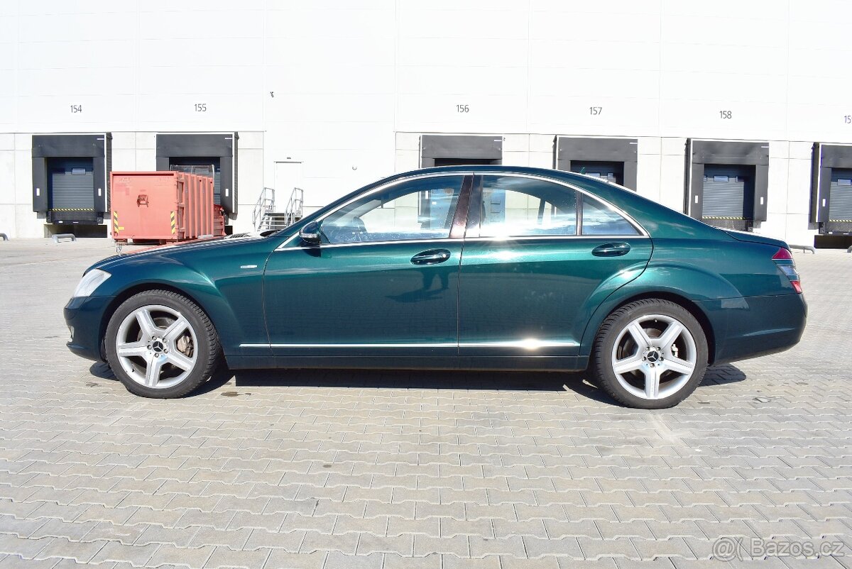 MERCEDES BENZ W221 S500 AMG 1 MAJITEL,HARMAN/KARDON,TOP STAV - 2