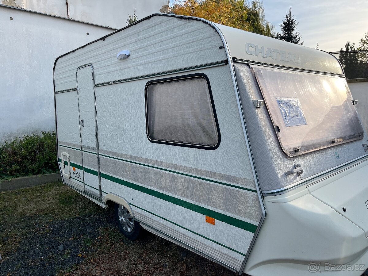 Karavan CHATEAU 380 - 2