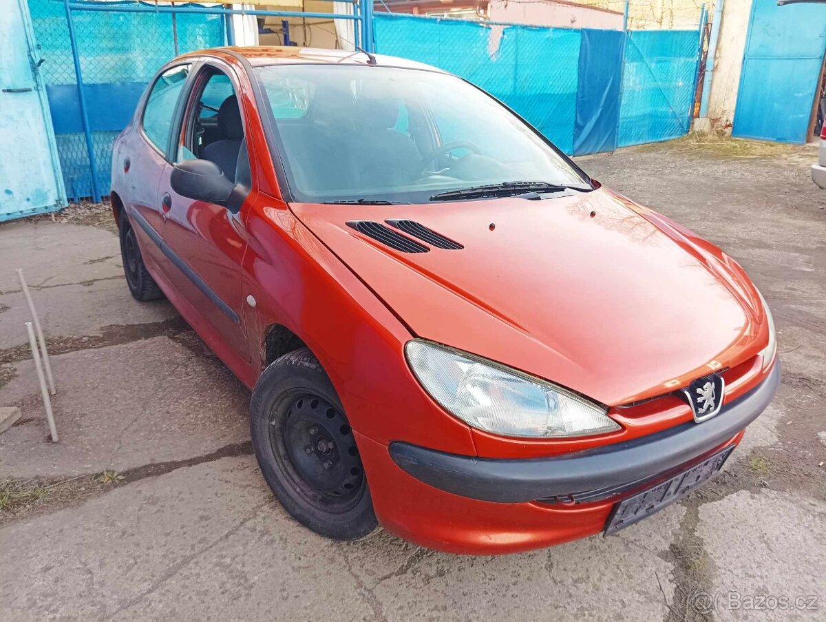 Peugeot 206 3283 - 2