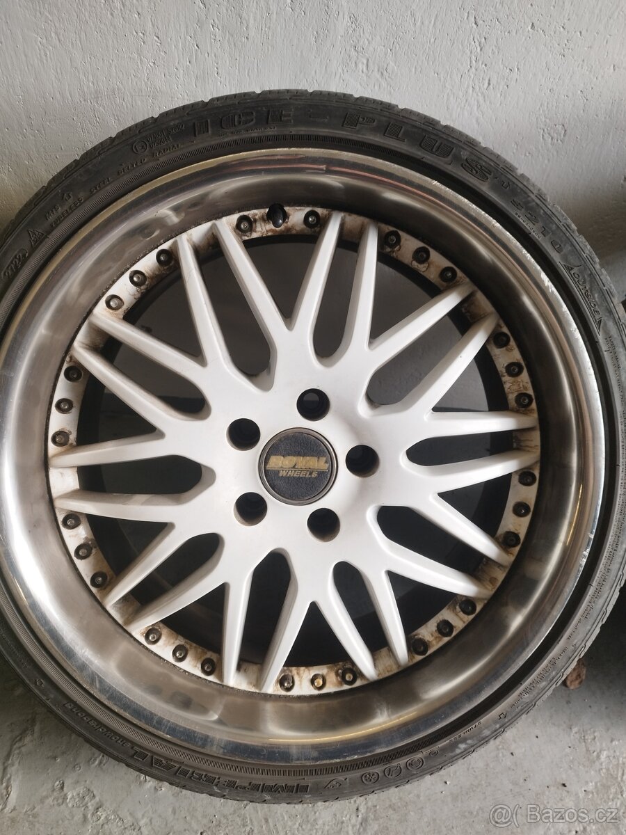 ALU kola Royal R19 - 2