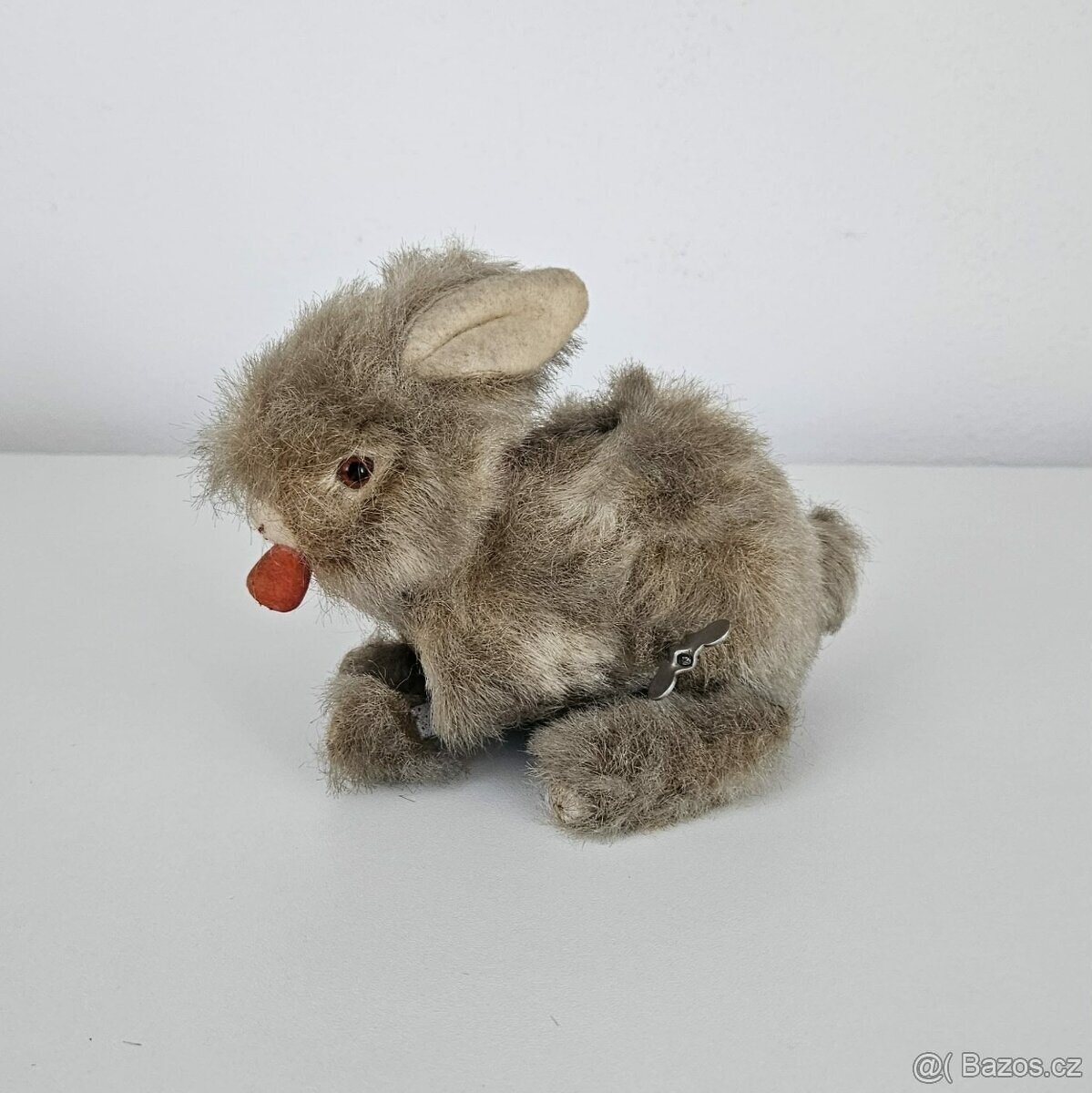 STAROŽITNÝ MECHANICKÝ KRÁLÍČEK - 2