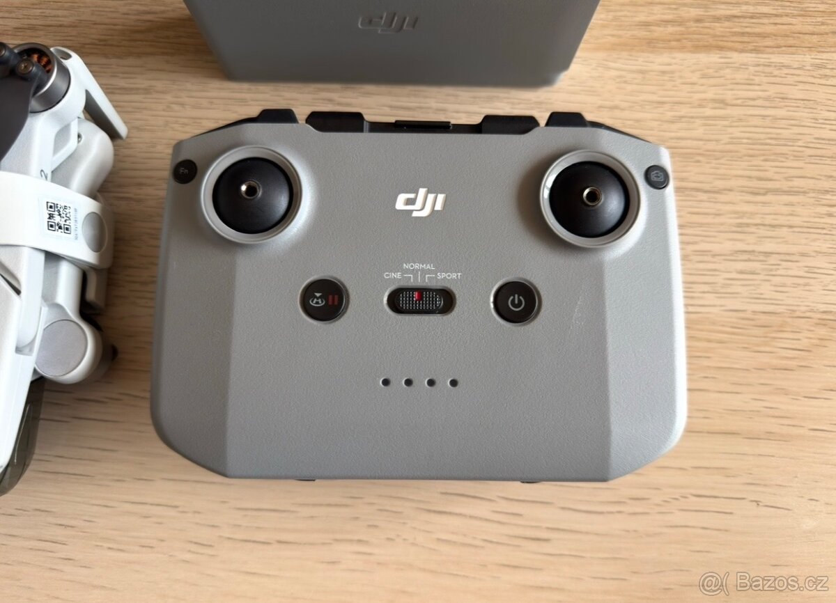 DJI Mavic Mini 2 Fly More Combo - 2