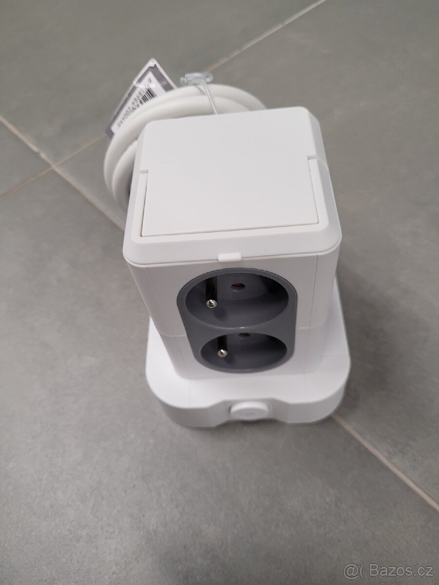 Prodlužovací kabel se zásuvkami - 2