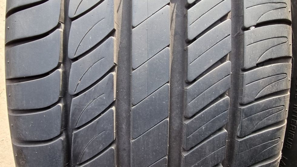Letní pneu 225/50/17 Michelin - 2