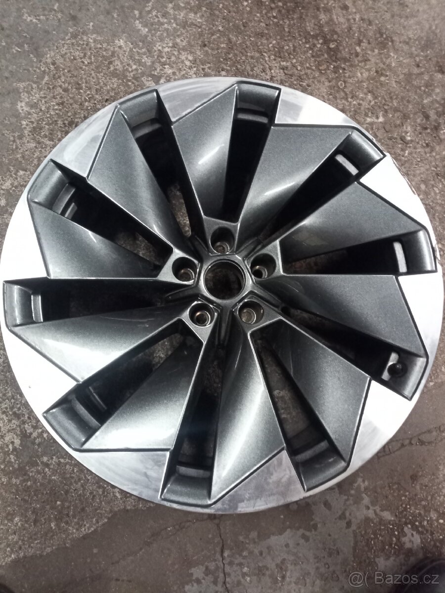 ENYAQ KODIAQ 8,5J R21 ALU DISK - 2