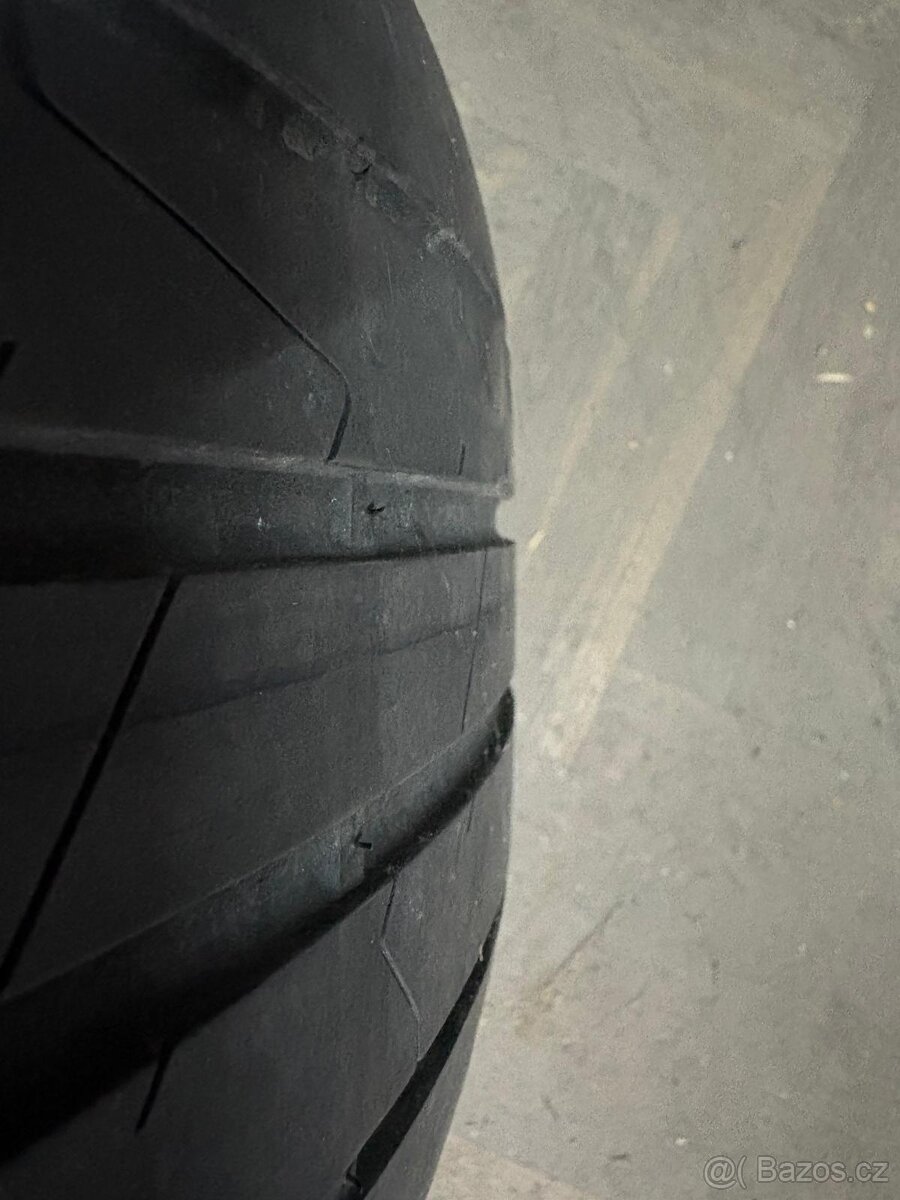 Letní pneu 215/55 R16 - 2