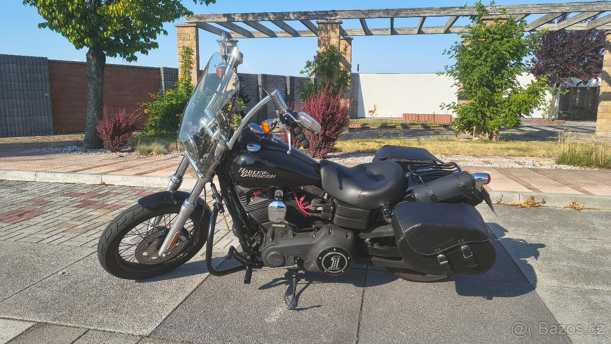 Harley Davidson FXDB Dyna Street Bob - 2
