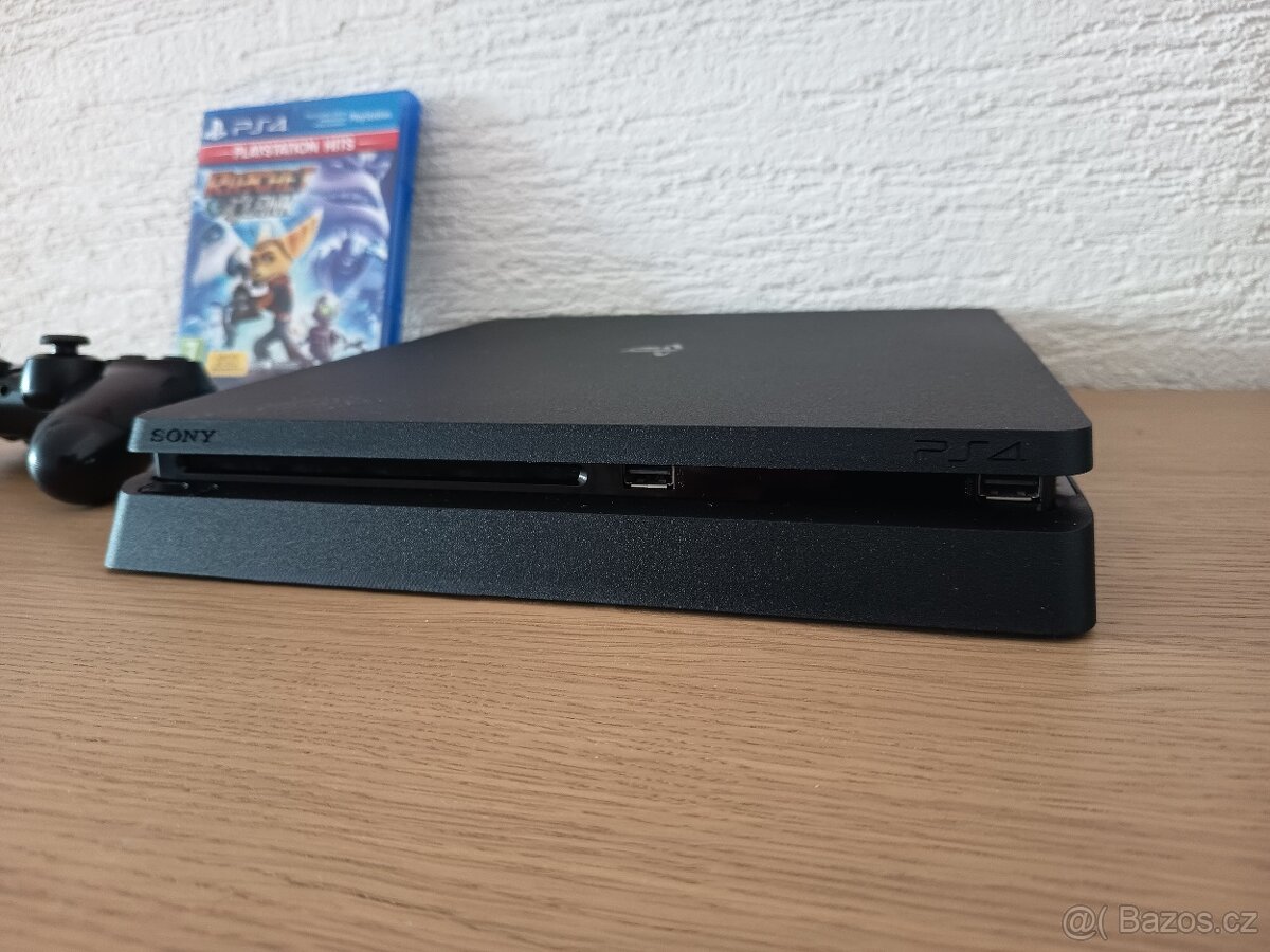 Ps4 Slim ( 1TB ) + Ratchet & Clank - 2