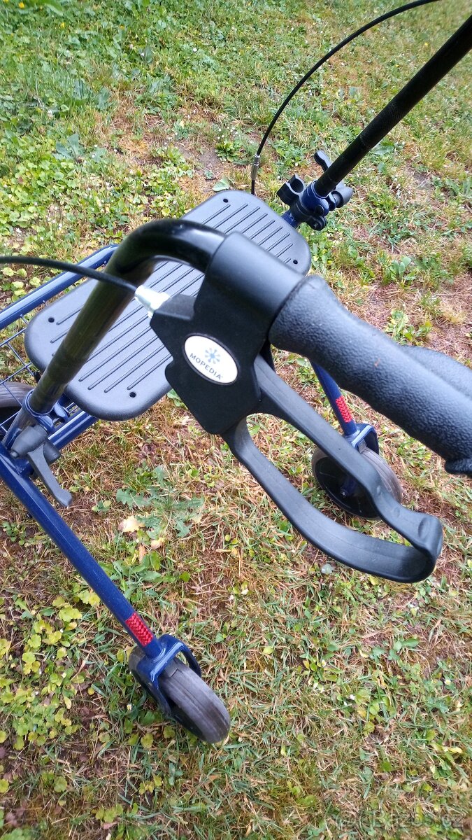 chodítko pro seniory - 2