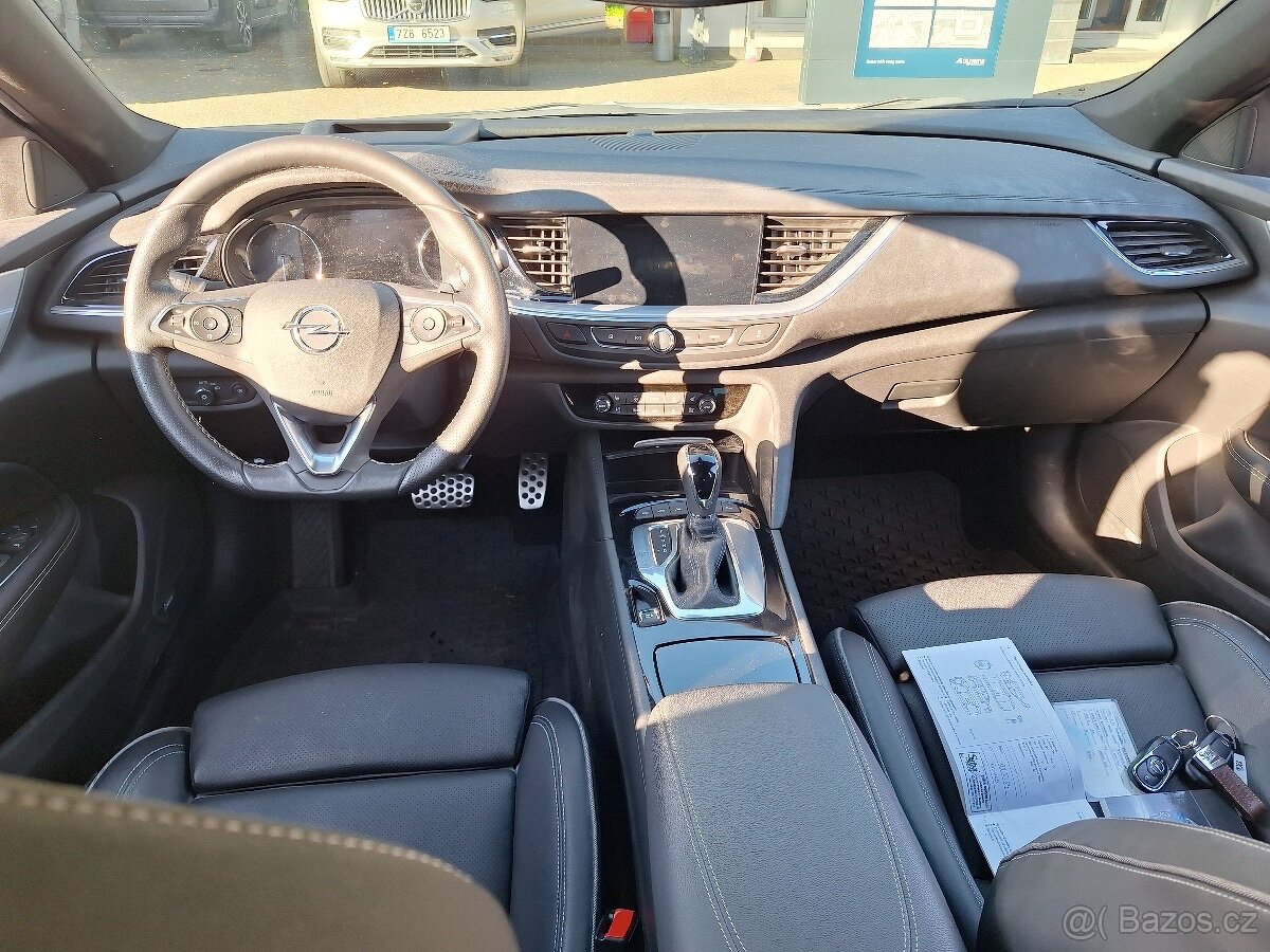 Opel Insignia GSi 2.0t 169kw 4x4 5/2022 ČR 1maj DPH 69.950km - 2