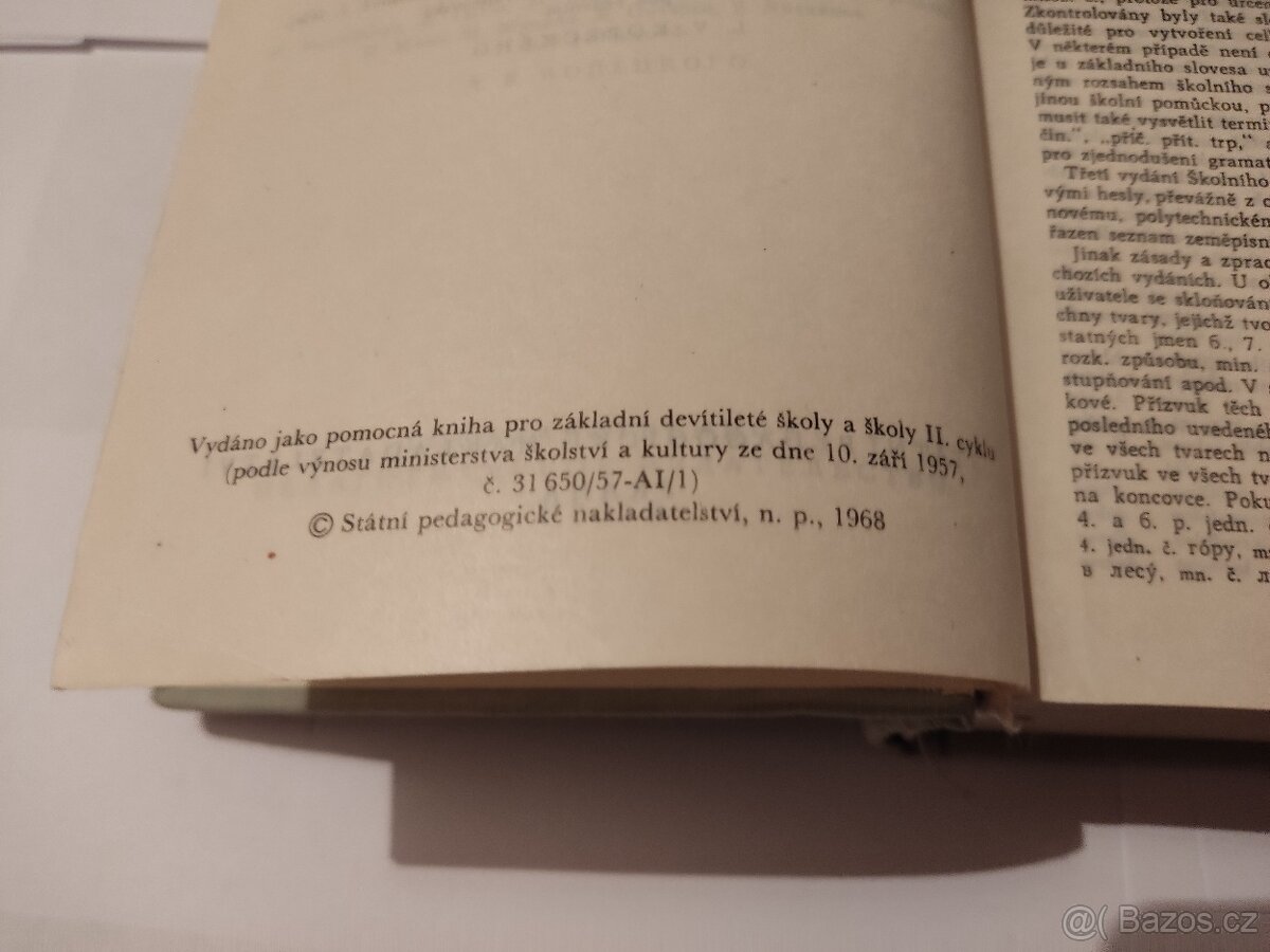 Školní rusko-český slovník (1968) - 2