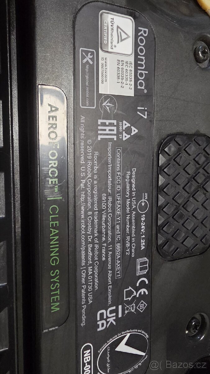 Robotický vysavač iRobot Roomba i7 - 2