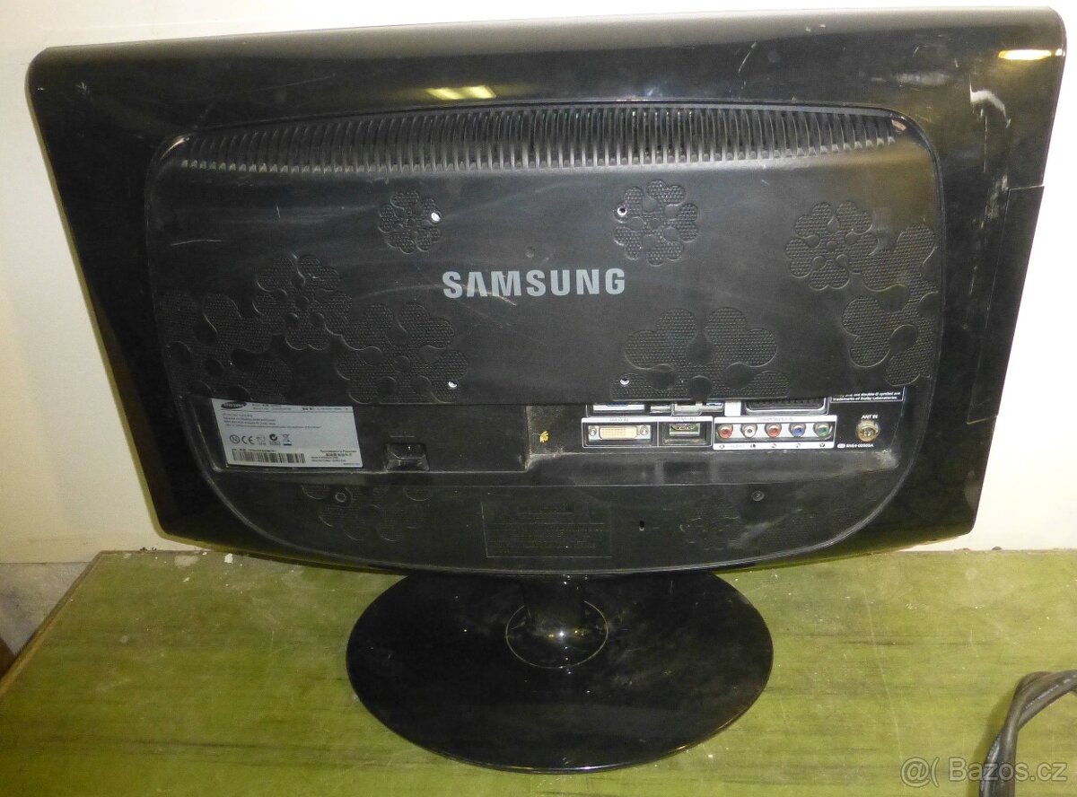 FullHD LED televize SAMSUNG 56cm, nemá DVBT2 - 2