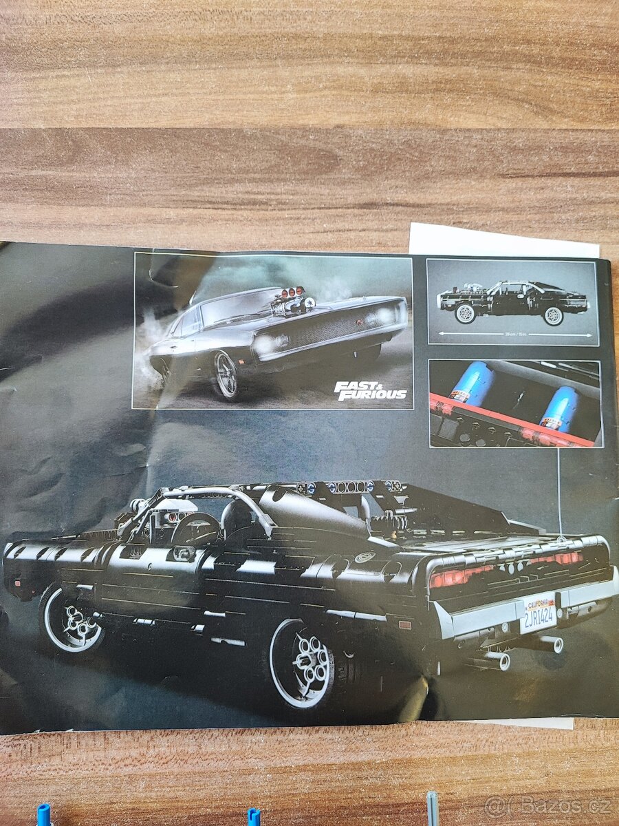 LEGO technice Rychle a zběsile 1970 Dodge Charger - 2