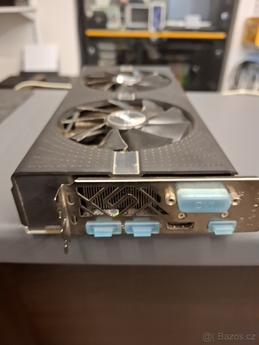 Grafická karta Sapphire RX580 8GB - 2