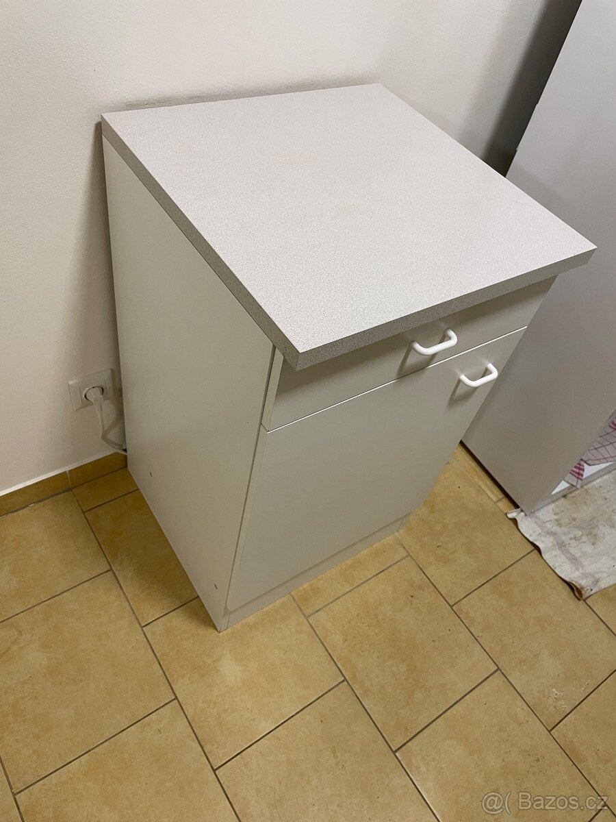 Spodní kuchyňská skřiňka WITO - 2