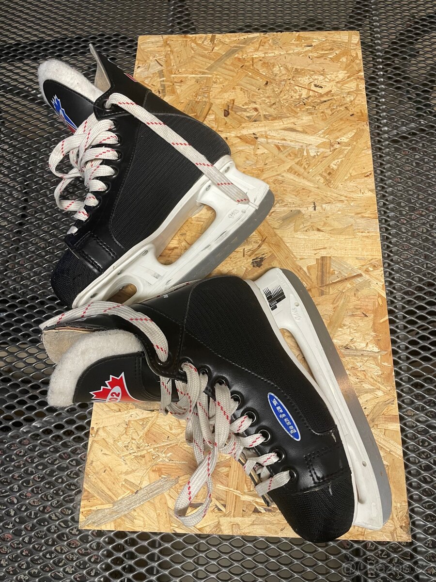 Dětské brusle, vel. 35 - 2