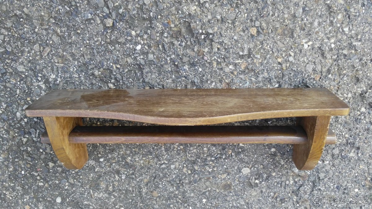 Prodám závěsnou poličku - 2