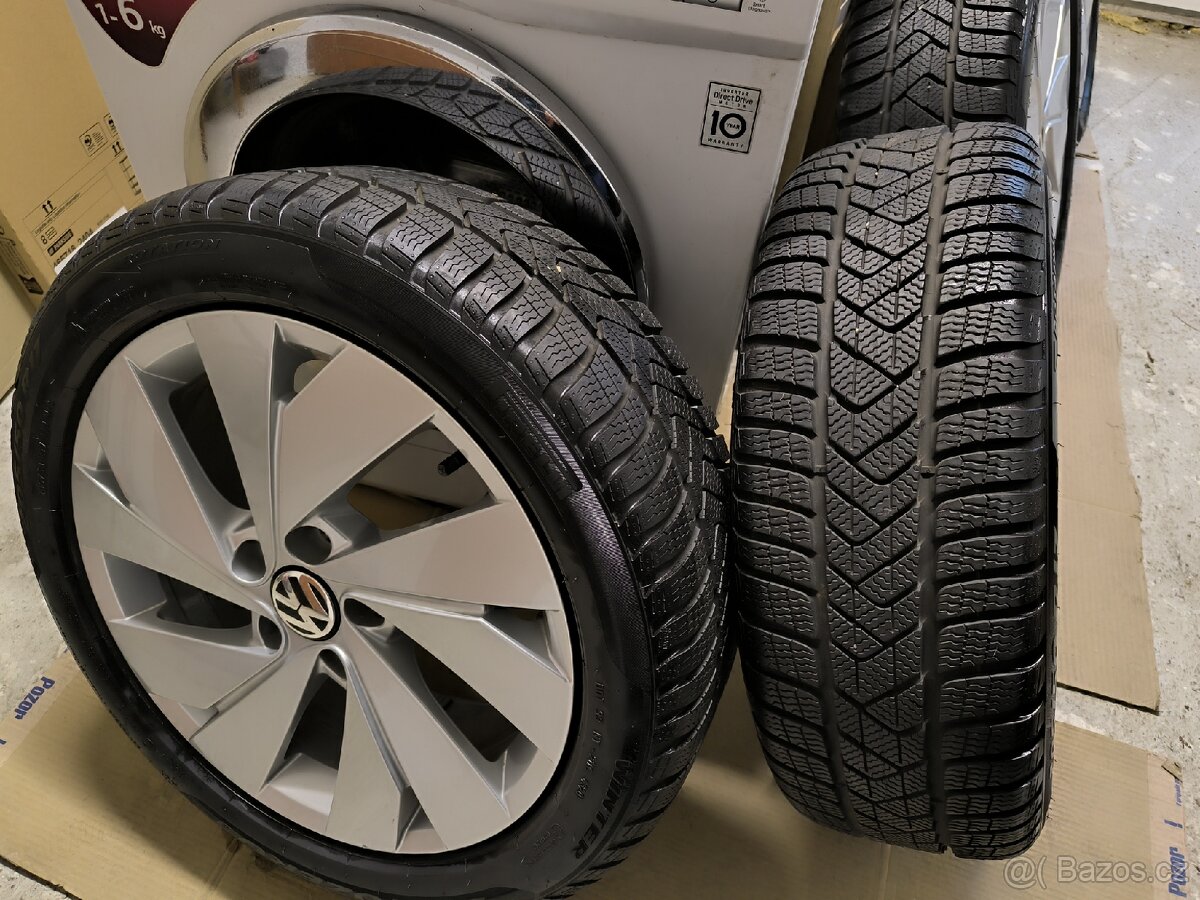 ALU kola VW Golf 8 Octavia 5x112 r17 Originál,zimní pneu 99% - 2