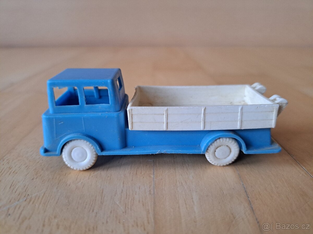 SMĚR - nákladní auto - 2